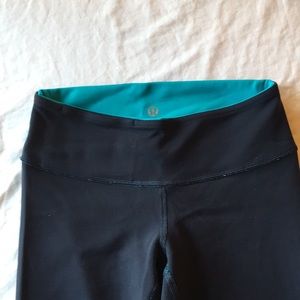Lululemon Reversible Capris Leggings
